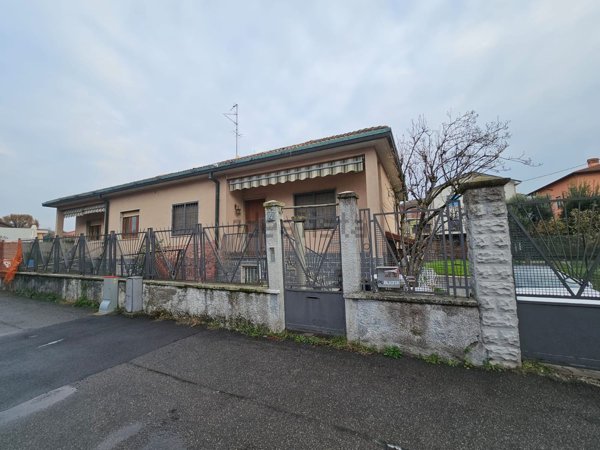 appartamento in vendita a Pioltello