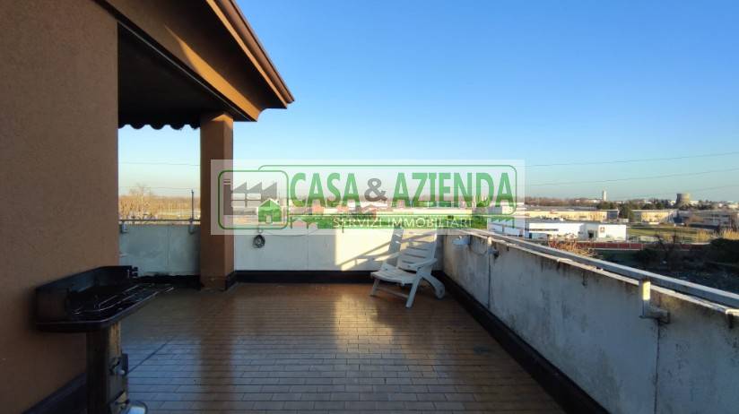 appartamento in vendita a Pioltello in zona Seggiano