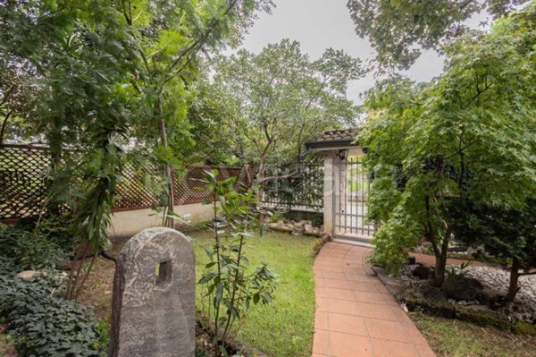 casa indipendente in vendita a Pioltello