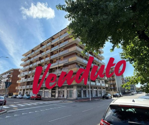 appartamento in vendita a Pioltello in zona Limito