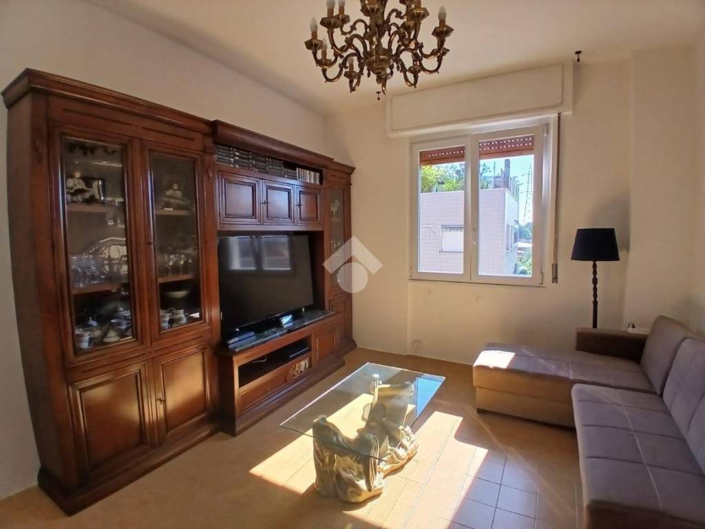 appartamento in vendita a Pioltello in zona Seggiano