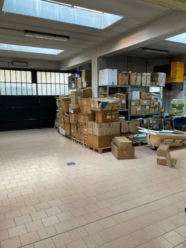 locale di sgombero in vendita a Pioltello