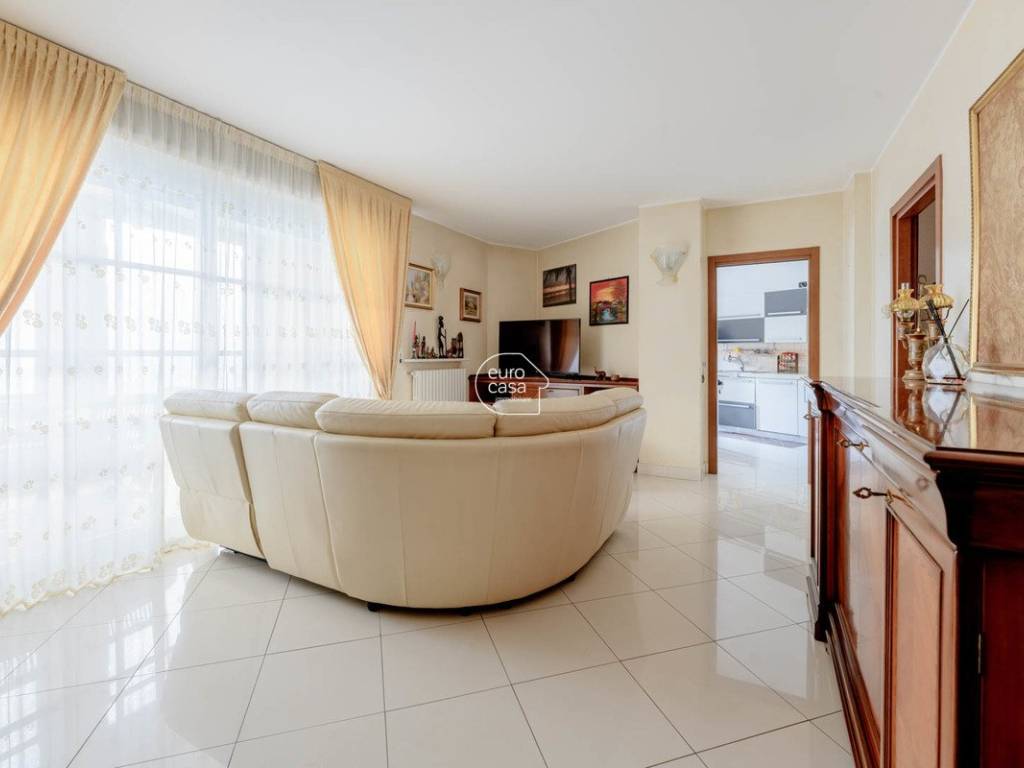 appartamento in vendita a Pioltello