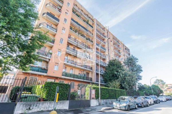 appartamento in vendita a Pioltello in zona Seggiano