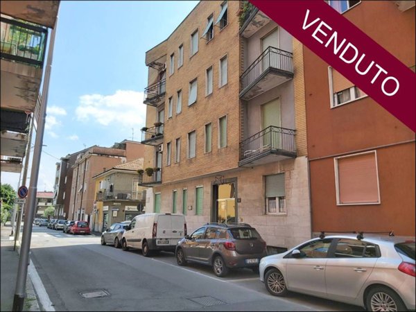 appartamento in vendita a Pioltello in zona Seggiano
