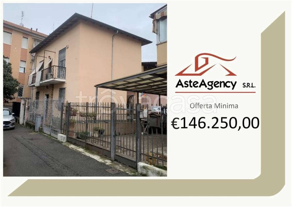 appartamento in vendita a Pioltello in zona Seggiano