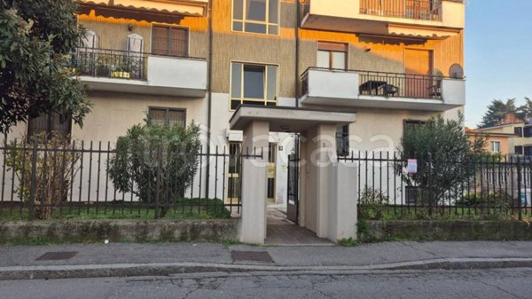 appartamento in vendita a Pioltello in zona Seggiano