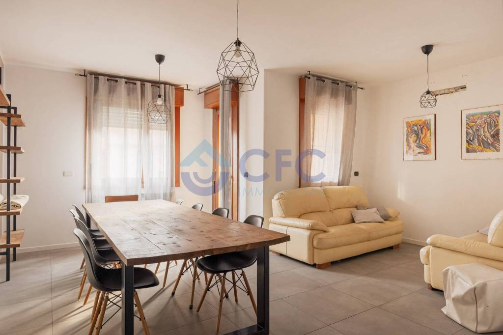 appartamento in vendita a Pioltello in zona Seggiano