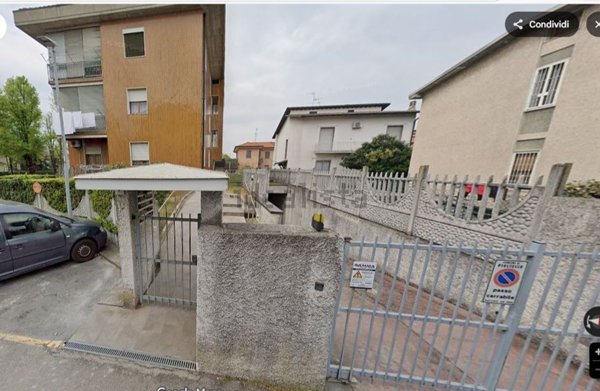 locale di sgombero in vendita a Pioltello in zona Seggiano