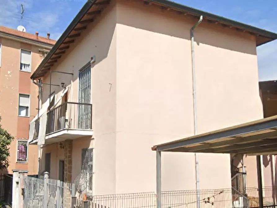 appartamento in vendita a Pioltello in zona Seggiano