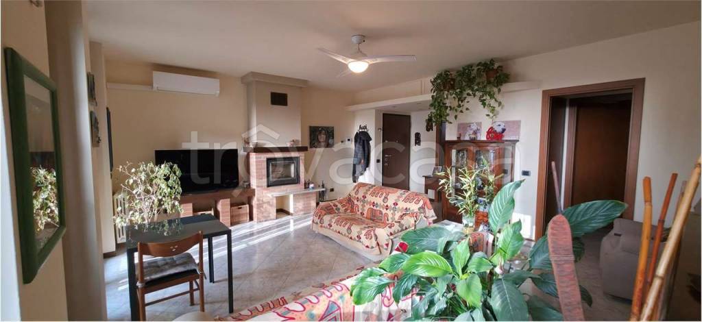 appartamento in vendita a Pioltello