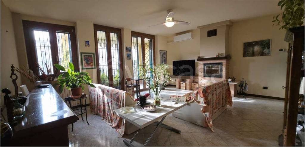 appartamento in vendita a Pioltello