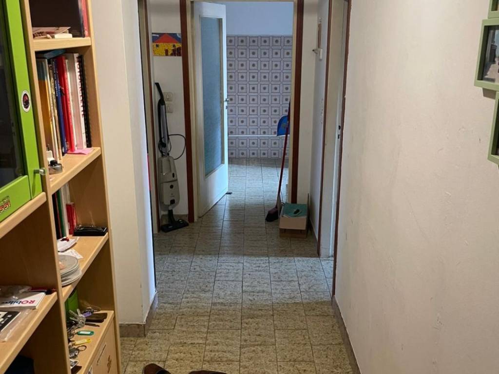 appartamento in vendita a Pioltello in zona Seggiano