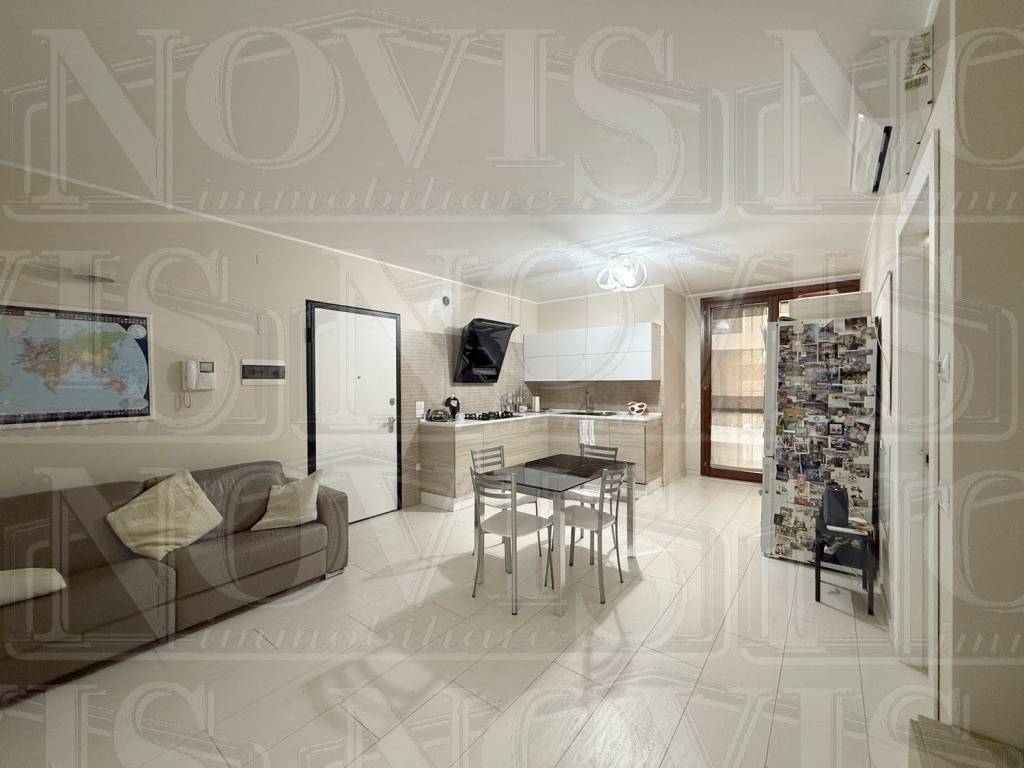 appartamento in vendita a Pioltello in zona Seggiano