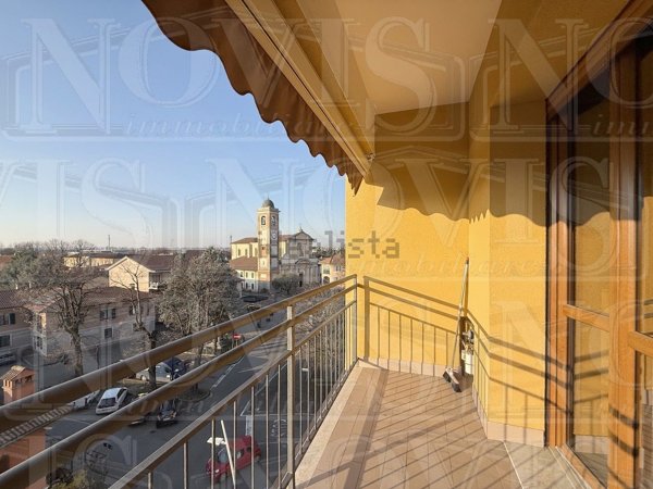 appartamento in vendita a Pioltello in zona Seggiano