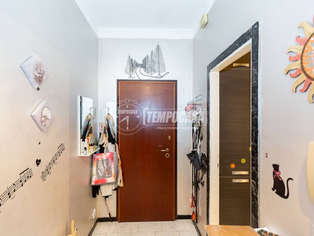 appartamento in vendita a Pioltello in zona Seggiano