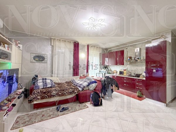 appartamento in vendita a Pioltello in zona Seggiano