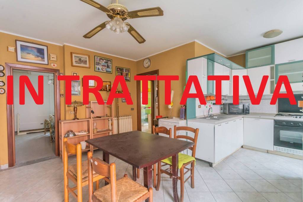 appartamento in vendita a Pioltello in zona Seggiano