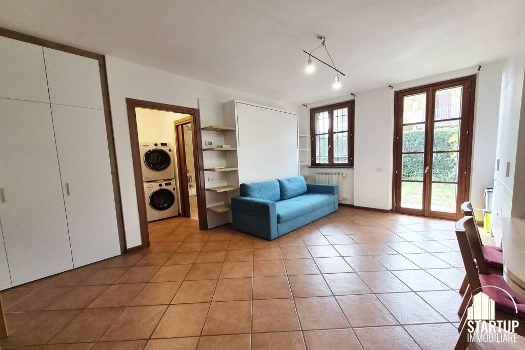 appartamento in vendita a Pioltello in zona Rugacesio