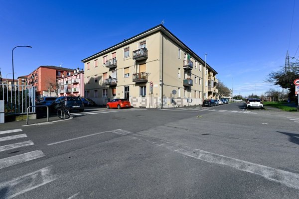 appartamento in vendita a Pioltello in zona Seggiano