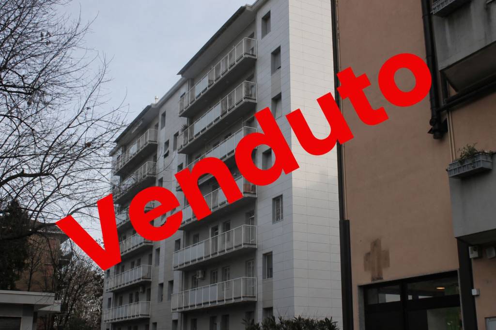 appartamento in vendita a Pioltello in zona Seggiano