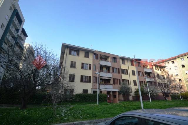 appartamento in vendita a Pioltello in zona Seggiano