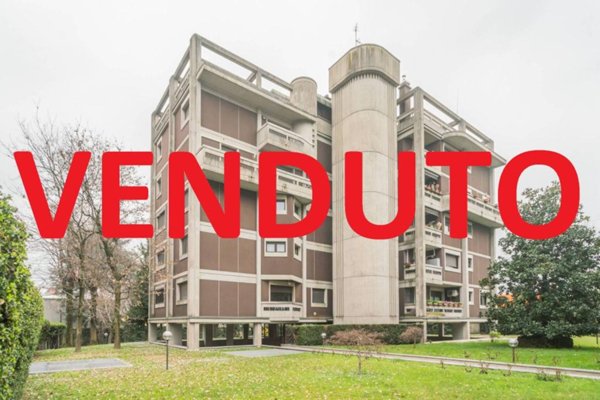 appartamento in vendita a Pioltello in zona Seggiano