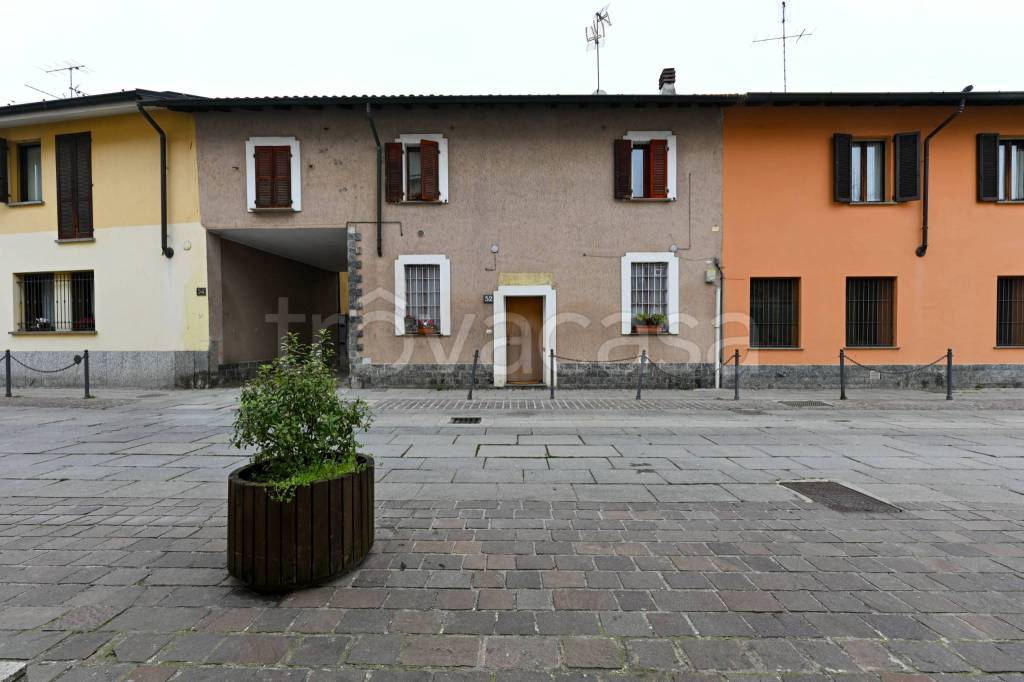 appartamento in vendita a Pioltello in zona Limito