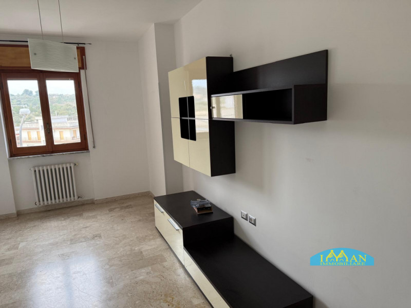 appartamento in vendita a Pioltello in zona Seggiano