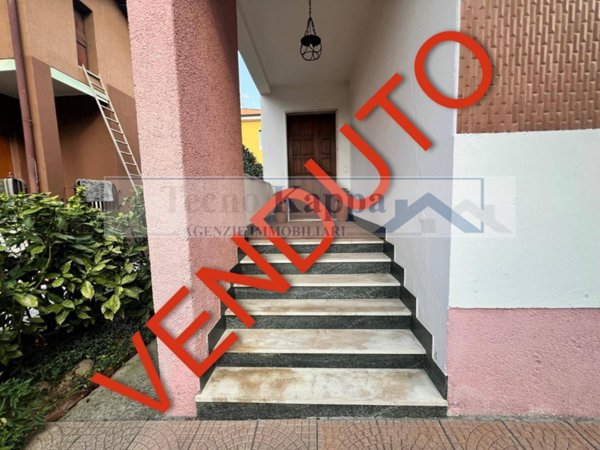 casa indipendente in vendita a Pioltello in zona Limito