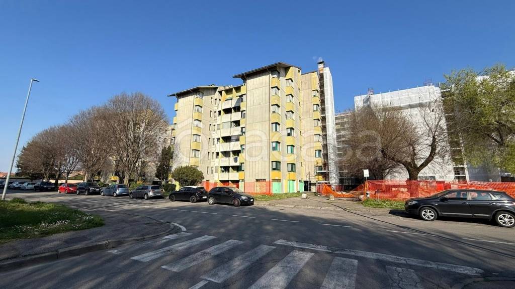 appartamento in vendita a Pioltello in zona Seggiano