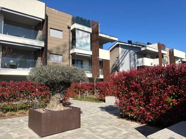 appartamento in vendita a Pioltello in zona Seggiano