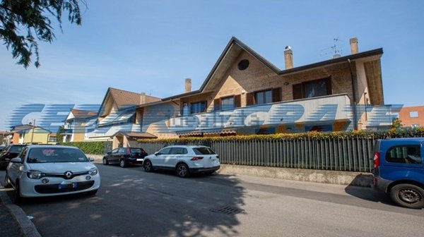 appartamento in vendita a Pioltello in zona Limito