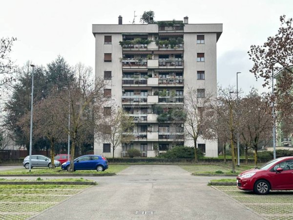 appartamento in vendita a Pioltello in zona Limito