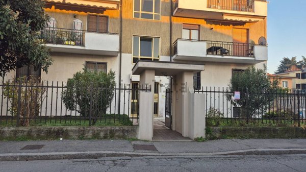 appartamento in vendita a Pioltello in zona Seggiano