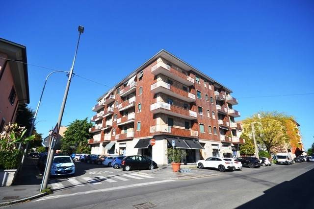 appartamento in vendita a Pioltello in zona Seggiano