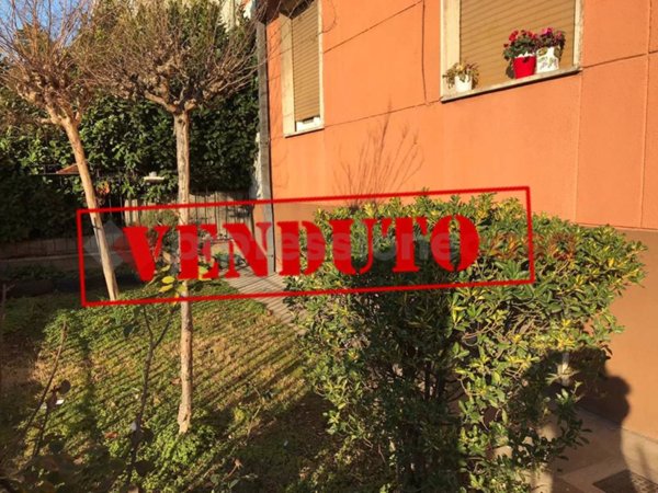 appartamento in vendita a Pioltello in zona Seggiano