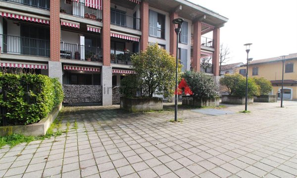 appartamento in vendita a Pioltello in zona Seggiano