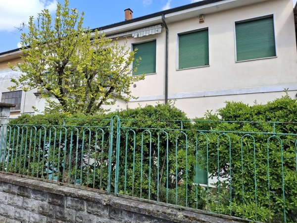 appartamento in vendita a Pioltello in zona Limito