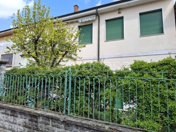 casa indipendente in vendita a Pioltello in zona Seggiano