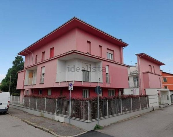 appartamento in vendita a Pioltello in zona Seggiano