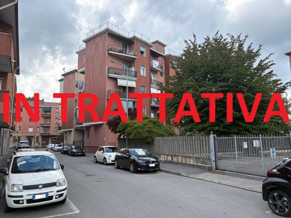 appartamento in vendita a Pioltello in zona Seggiano