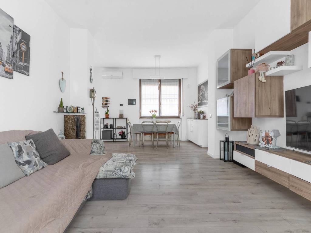 casa indipendente in vendita a Pioltello in zona Limito
