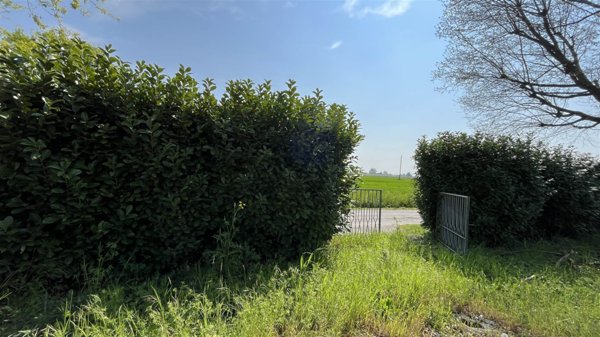 casa indipendente in vendita a Pioltello in zona San Felice