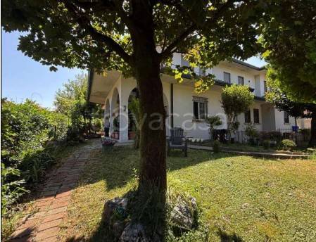 casa indipendente in vendita a Pioltello in zona Seggiano