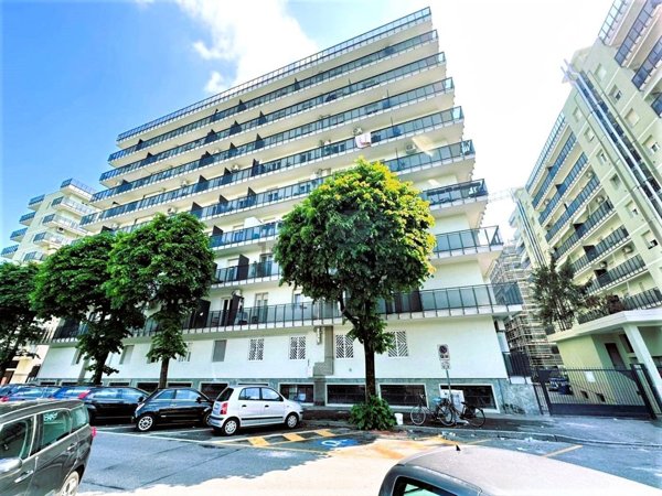 appartamento in vendita a Pioltello in zona Seggiano