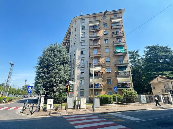 appartamento in vendita a Pioltello in zona Seggiano