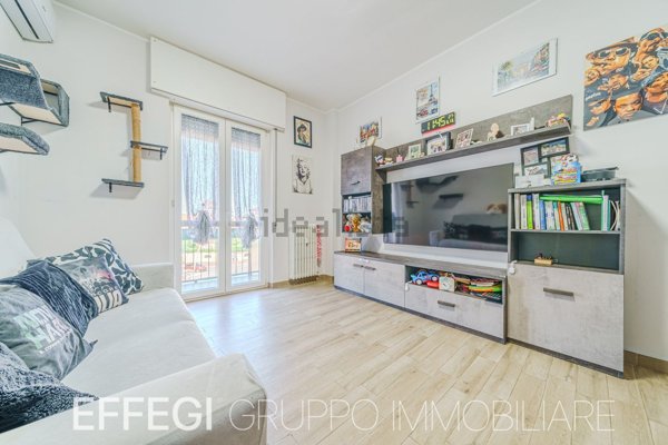 appartamento in vendita a Pioltello in zona Seggiano