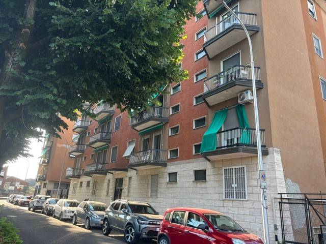 appartamento in vendita a Pioltello in zona Seggiano