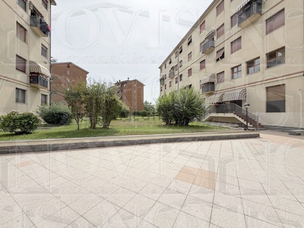 appartamento in vendita a Pioltello in zona Seggiano